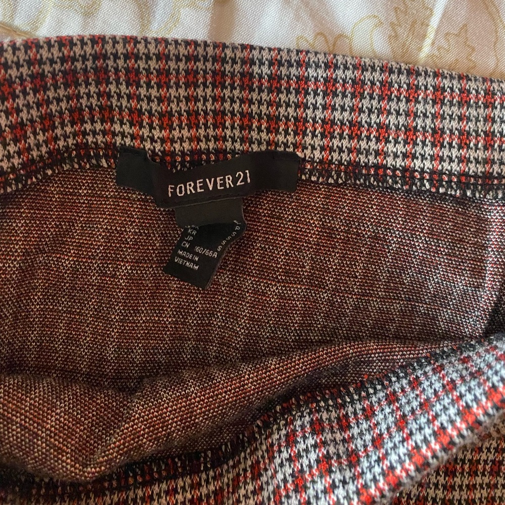 Forever 21 plaid mini skirt with slit size small